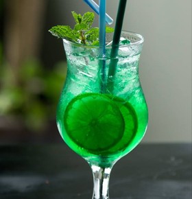 Green forest cocktail