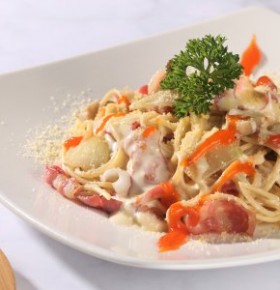 Mì Ý / Mì Ý  xào bò  với sốt tiêu đen & rau củ